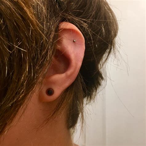 8g ear